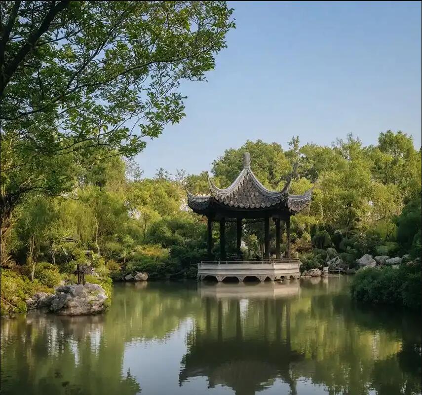 太原歪斜餐饮有限公司